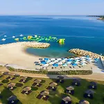 Pinia Sunny Residence By Valamar