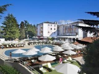 Pinia Sunny By Valamar Porec
